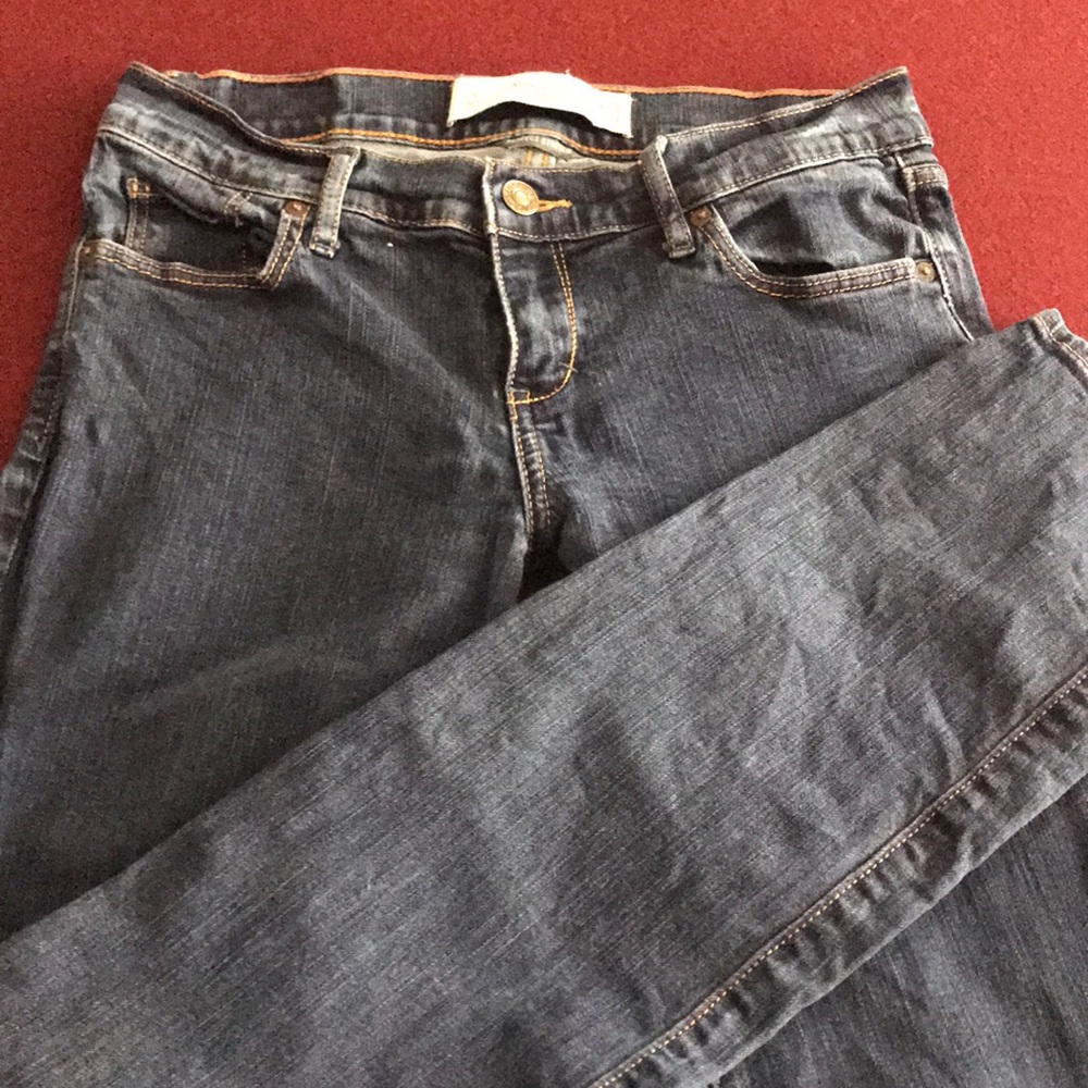 J 5/$20 🌻 eans - Abercrombie & Fitch